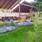 Ribizli Vintage Apartment