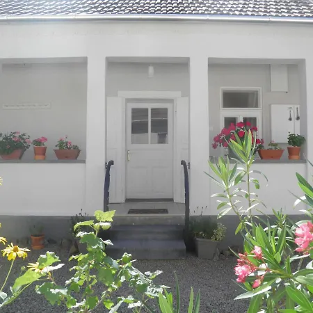 Apartment Ribizli Vintage Vendeghaz *