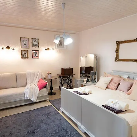 Apartment Ribizli Vintage *